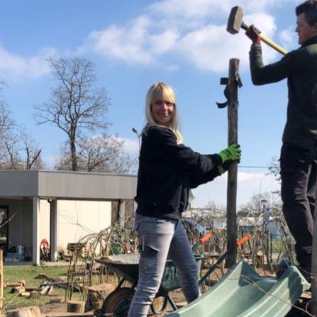 MOS-held Sarah Pelsemacker